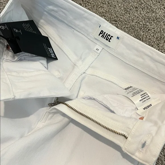 NWT Anthropologie PAIGE Anessa High Rise Wide Leg Ankle Jeans Size 23 White - Picture 12 of 16